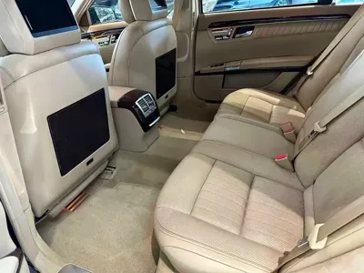 Mercedes-Benz S-Class 2011, 230000 км, за 139900 CNY - фото 13