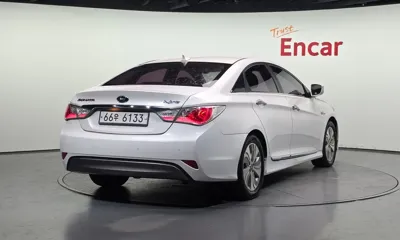 Hyundai Sonata 2014, 203857 км, за 2990000 KRW
