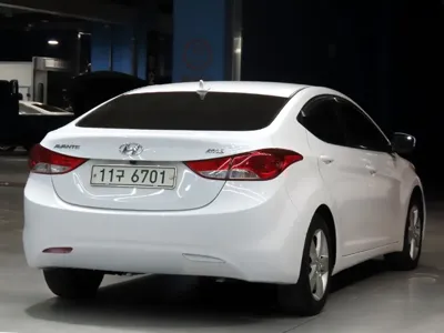 Hyundai Avante 2012, 212830 км, за 3500000 KRW - фото 2