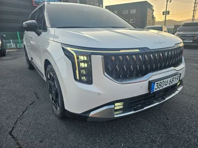 Kia Canival · 2024 год