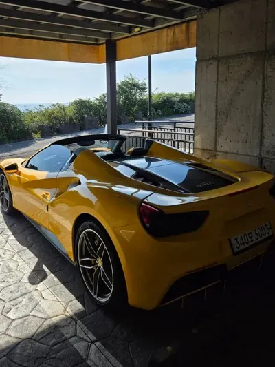 Ferrari 488 2018, 35600 км, за 224000000 KRW