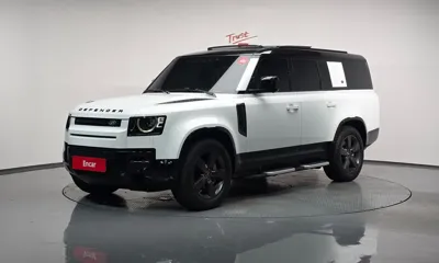Land Rover Defender · 2023 год