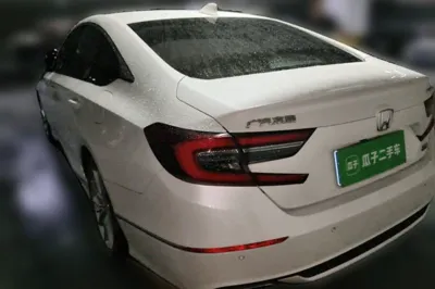 Honda Accord 2022, 50800 км, за 119956.97 CNY - фото 4