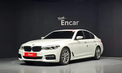 BMW 5-Series · 2017 год