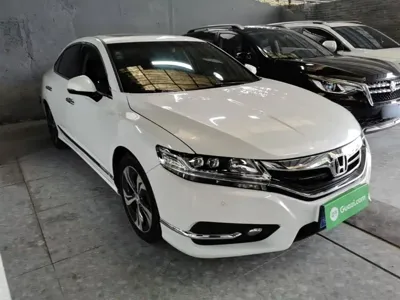 Honda Spirior 2016, 150700 км, за 56300 CNY
