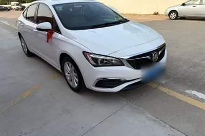 Buick Verano 2019, 32200 км, за 52058.85 CNY