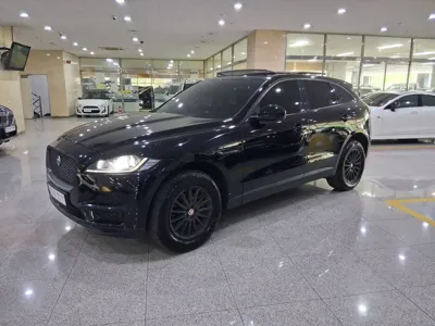 Jaguar F-Pace · 2018 год