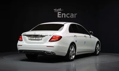 Mercedes-Benz E-Class 2017, 112648 км, за 22000000 KRW