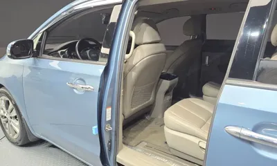 Kia Canival 2016, 177330 км, за 8700000 KRW - фото 11