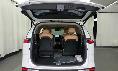 Kia Canival 2023, 52541 км, за 31500000 KRW - фото 20