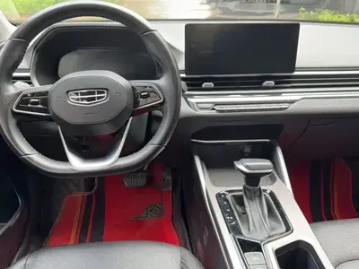 Geely Emgrand 2021, 30000 км, за 26800 CNY
