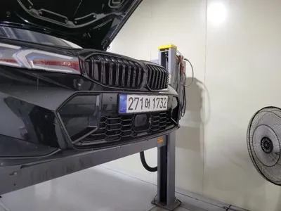 BMW 3-Series · 2025 год