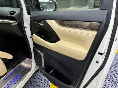 Toyota Alphard 2021, 70000 км, за 449900 CNY - фото 14
