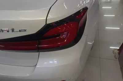 BMW 5 Series New Energy 2022, 36400 км, за 230344.11 CNY - фото 9