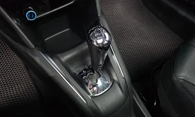 Peugeot 208 2016, 58410 км, за 6990000 KRW - фото 9