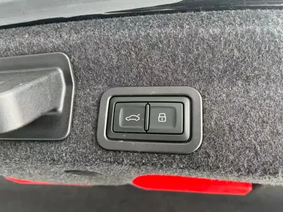 Audi A6L 2024, 36000 км, за 239800 CNY - фото 17
