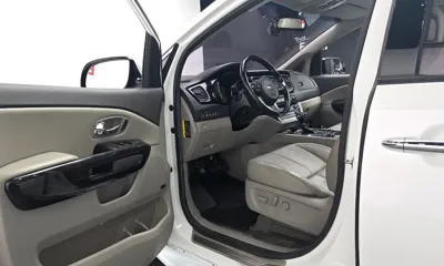 Kia Canival 2016, 175348 км, за 10990000 KRW - фото 10