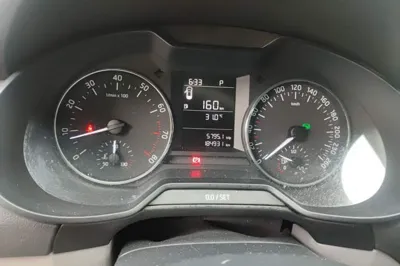 Skoda Octavia 2015, 184899 км, за 25071.4 CNY - фото 11