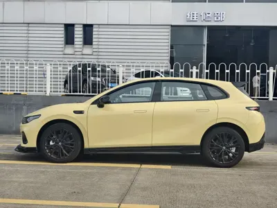 Leapmotor 零跑Lafa5 2025, 800 км, за 87000 CNY