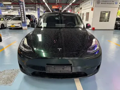 Tesla Model Y 2023, 20000 км, за 179800 CNY