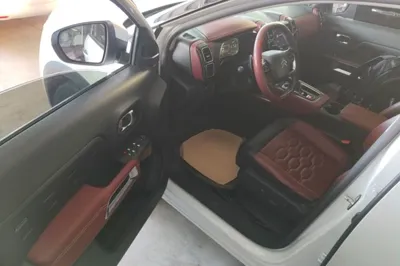 Citroen C5 Aircross 2017, 64100 км, за 64084.46 CNY - фото 19
