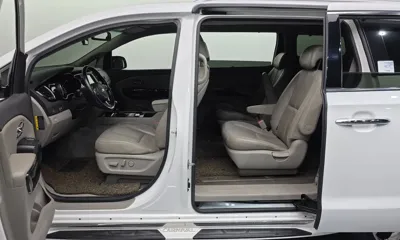 Kia Canival 2016, 166472 км, за 9950000 KRW - фото 16