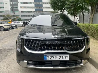 Kia Canival 2026, 4560 км, за 36760000 KRW