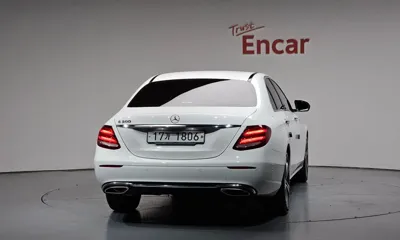 Mercedes-Benz E-Class 2019, 52341 км, за 27500000 KRW