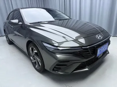 Hyundai Elantra 2023, 6700 км, за 107800 CNY