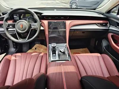 Hongqi Hongqi H5 2023, 18000 км, за 77000 CNY