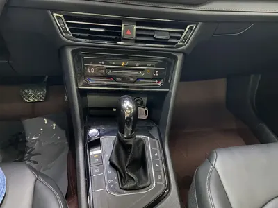 Volkswagen Tharu 2022, 23000 км, за 133800 CNY - фото 17