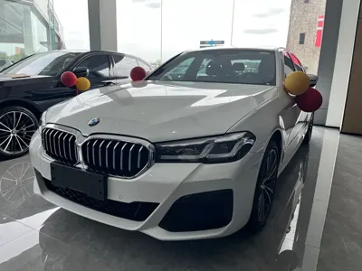 BMW 5 Series · 2022 год