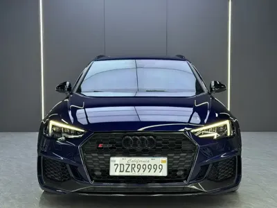Audi RS 4 2019, 38000 км, за 338000 CNY