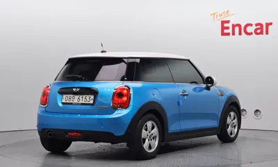 MINI Cooper 2017, 90302 км, за 10500000 KRW