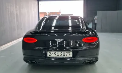 Bentley Continental 2024, 9021 км, за 245000000 KRW