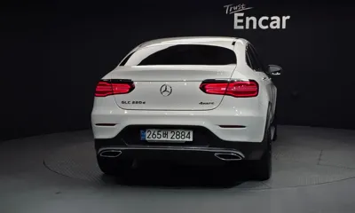 Mercedes-Benz GLC-Class 2018, 110703 км, за 25890000 KRW