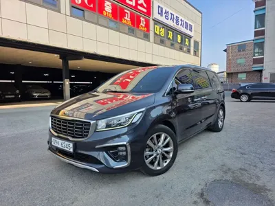 Kia Canival · 2019 год