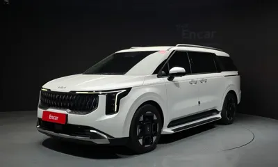 Kia Canival · 2025 год