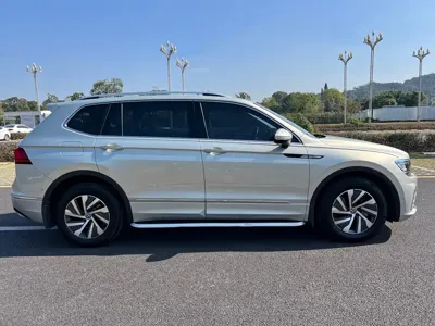 Volkswagen 途观L插电混动 2021, 110000 км, за 86800 CNY - фото 5