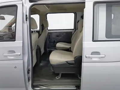 Wuling Rongguang V 2019, 51900 км, за 20800 CNY - фото 15