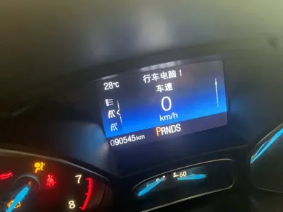 Ford Focus 2017, 90500 км, за 37300 CNY