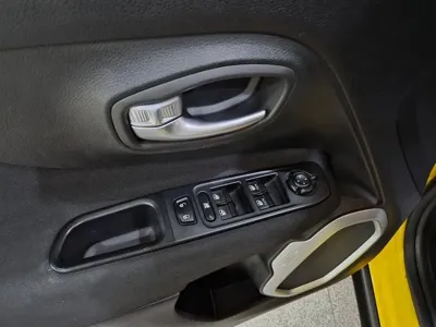 Jeep Renegade 2018, 142399 км, за 11200000 KRW - фото 16