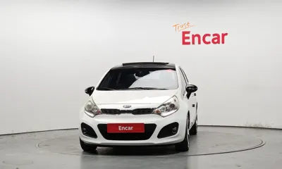 Kia Pride 2012, 130843 км, за 3990000 KRW
