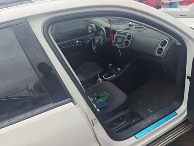 Volkswagen Tiguan 2016, 143900 км, за 31300 CNY - фото 11