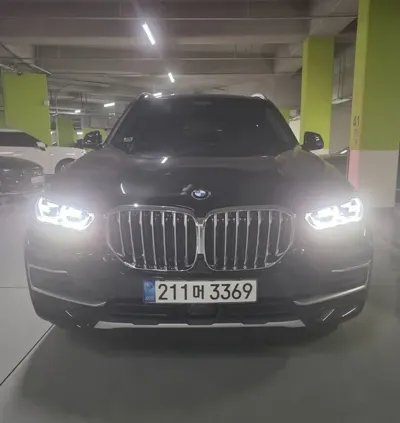 BMW X5 2022, 28000 км, за 75500000 KRW
