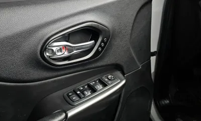 Jeep Cherokee 2020, 20555 км, за 20500000 KRW - фото 27