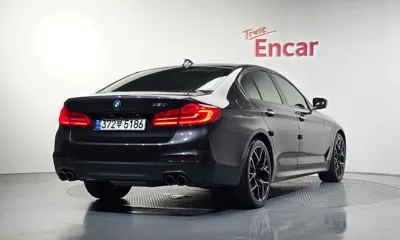 BMW 5-Series 2018, 111763 км, за 25990000 KRW