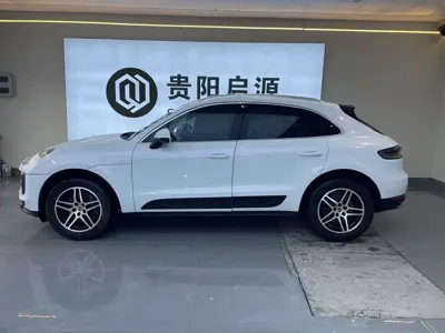 Porsche Macan 2019, 70000 км, за 179800 CNY