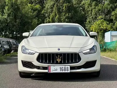Maserati Ghibli 2018, 100000 км, за 149800 CNY