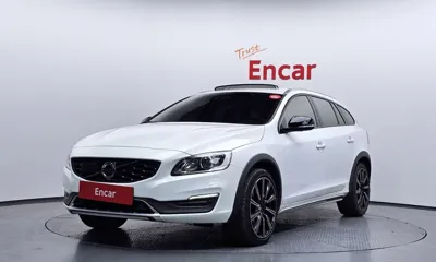 Volvo V60 · 2018 год